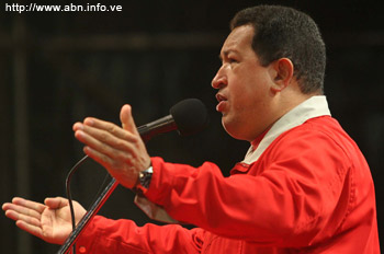 Уго Чавес: США называют диктаторами президентов, которые не поддакивают им