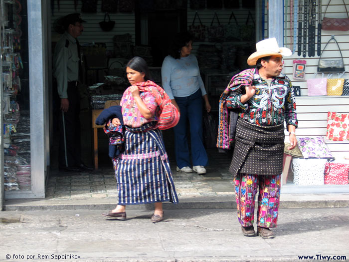 El indigena siempre sabe de que lugar de Guatemala proceden sus connacionales.