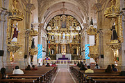 Внутри церкви Сан-Франсиско