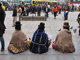 Personas en la Plaza San Francisco