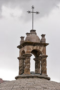 Крест на куполе церкви Сан-Франсиско