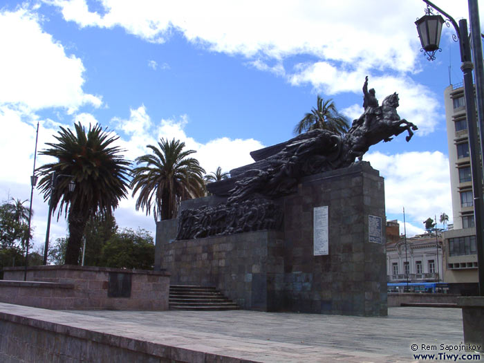 Monument to Simon Bolivar - Quito
