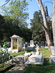 The grave of Tina Modotti