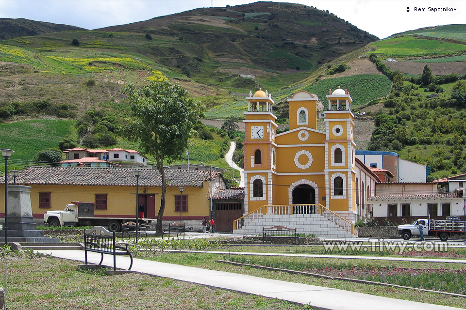 Церковь в Сан-Рафаэль де Мукучиес
