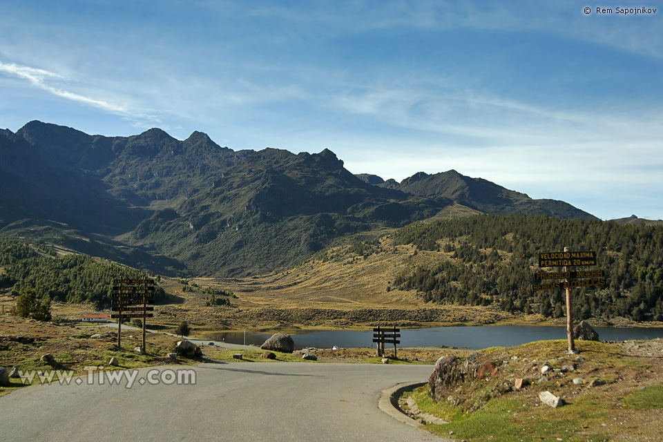 La Laguna de Mucubaji, Parque Nacional Sierra Nevada