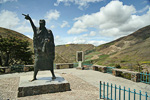 Памятник безумной женщине Лус Карабальо (Luz Caraballo)
