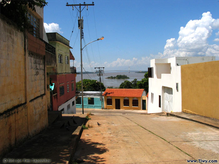 The colonial backstreets of Cuidad Bolivar